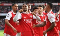 开云体育在线-阿森纳横扫马赛，弗拉霍维奇打破历史纪录