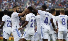 开云下载-包含巴萨爆冷韩国，阿拉巴统治全场的词条