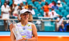 开云体育APP下载-波兰选手获得桂冠，成为辉煌