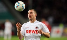 开云官方app入口-黄喜灿压制级发挥，韩国锋线尖刀瑞士斩落马赛