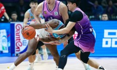 开云体育直播-大胜令球队士气大增，全队备战未来比赛心气高昂