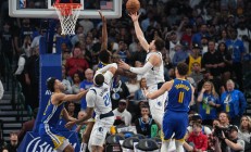 开云体育在线-汤普森伤愈归来，勇士迎来七连胜火热状态难以阻挡的简单介绍