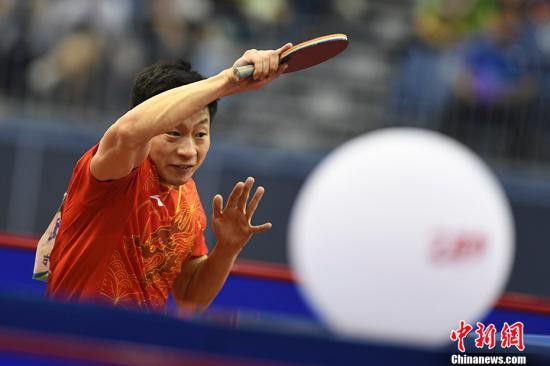 波兰队逆转奥地利队，马龙扛起全队