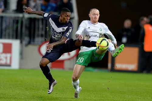 圣埃蒂安主场击败波尔多，保持夺冠希望