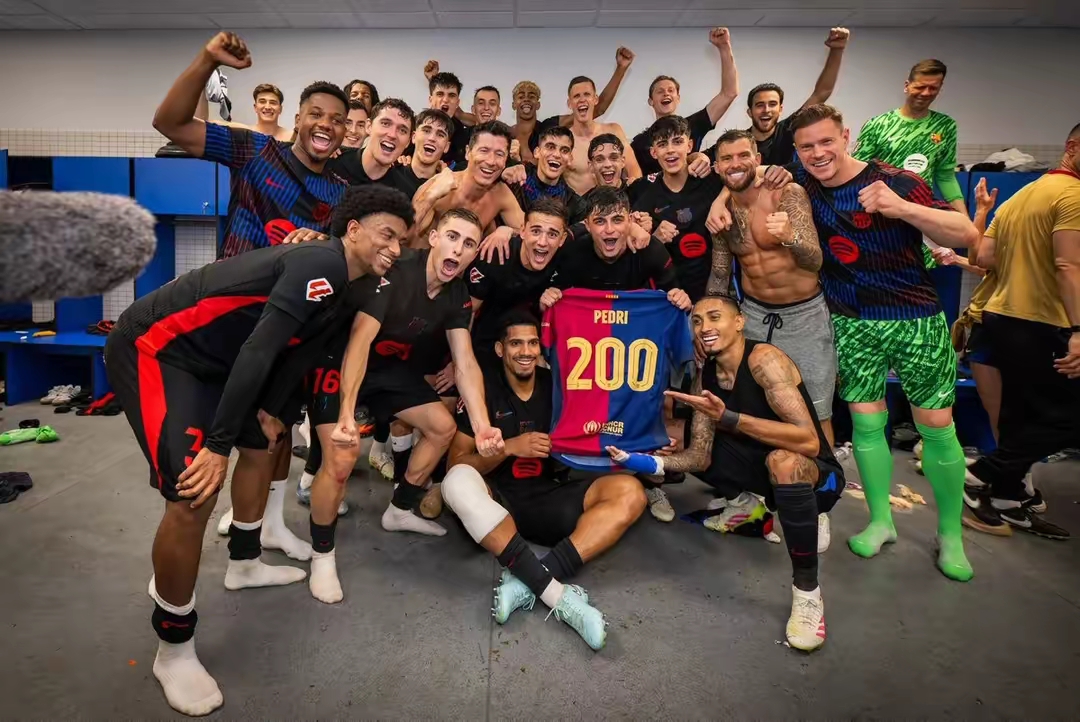 西班牙选手实现篮球双打梦想