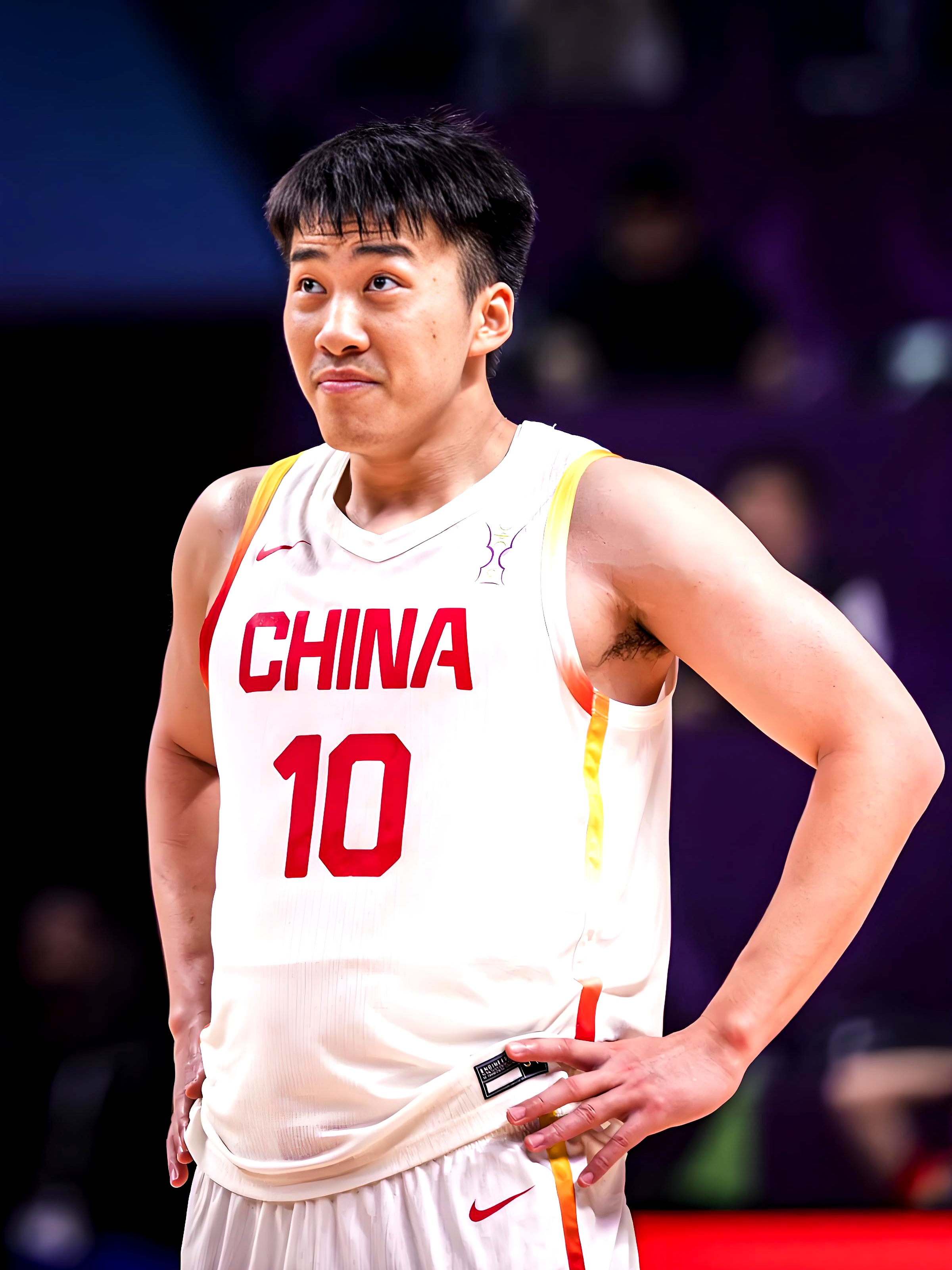 篮球明星球员访谈节目热播，内幕揭秘惊艳