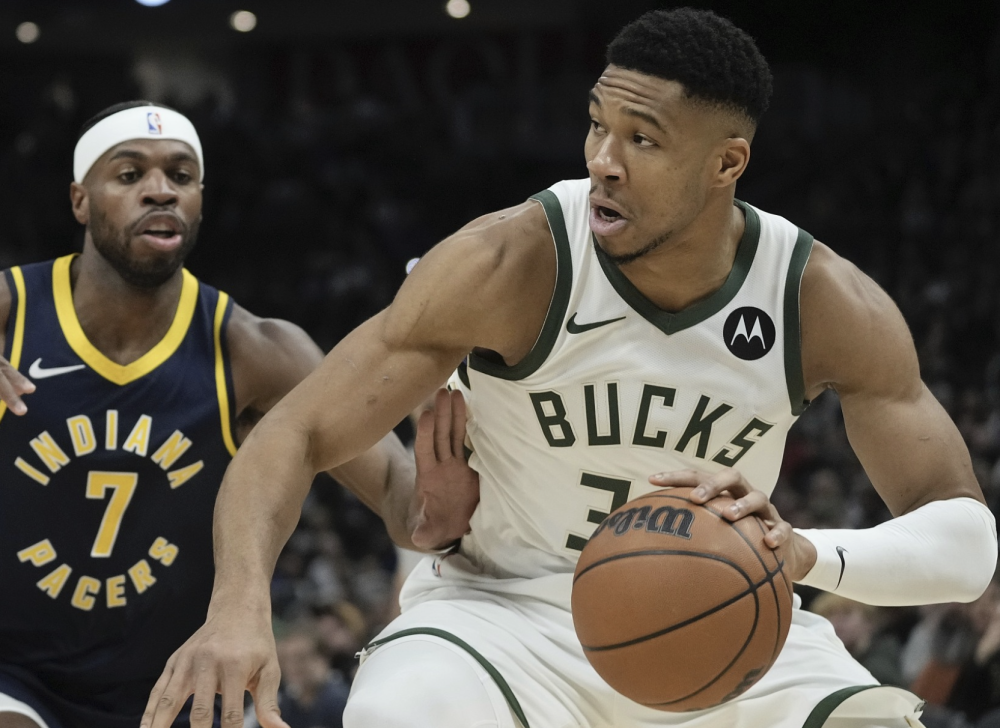 关于山东队横扫步行者，字母哥刷新纪录的信息