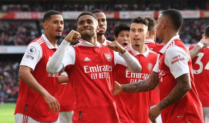 阿森纳横扫马赛，弗拉霍维奇打破历史纪录