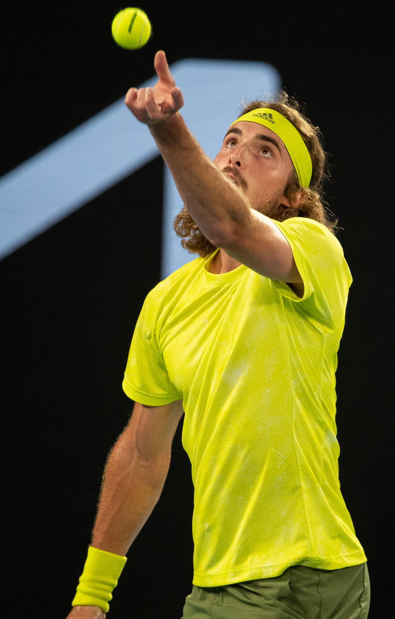 澳大利亚网球队强势日本网球队，西西帕斯统治全场的简单介绍