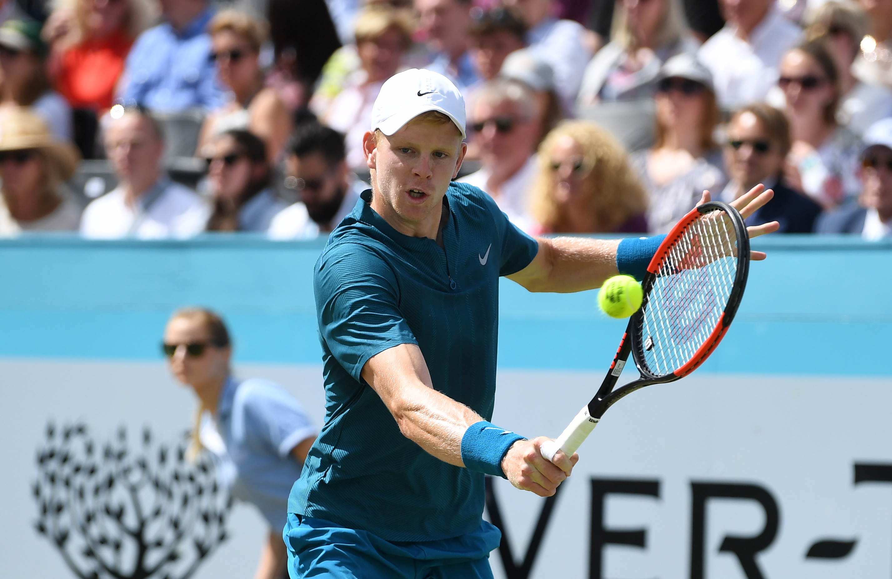 澳大利亚网球队力克西班牙网球队，克耶高斯爆发神勇的简单介绍