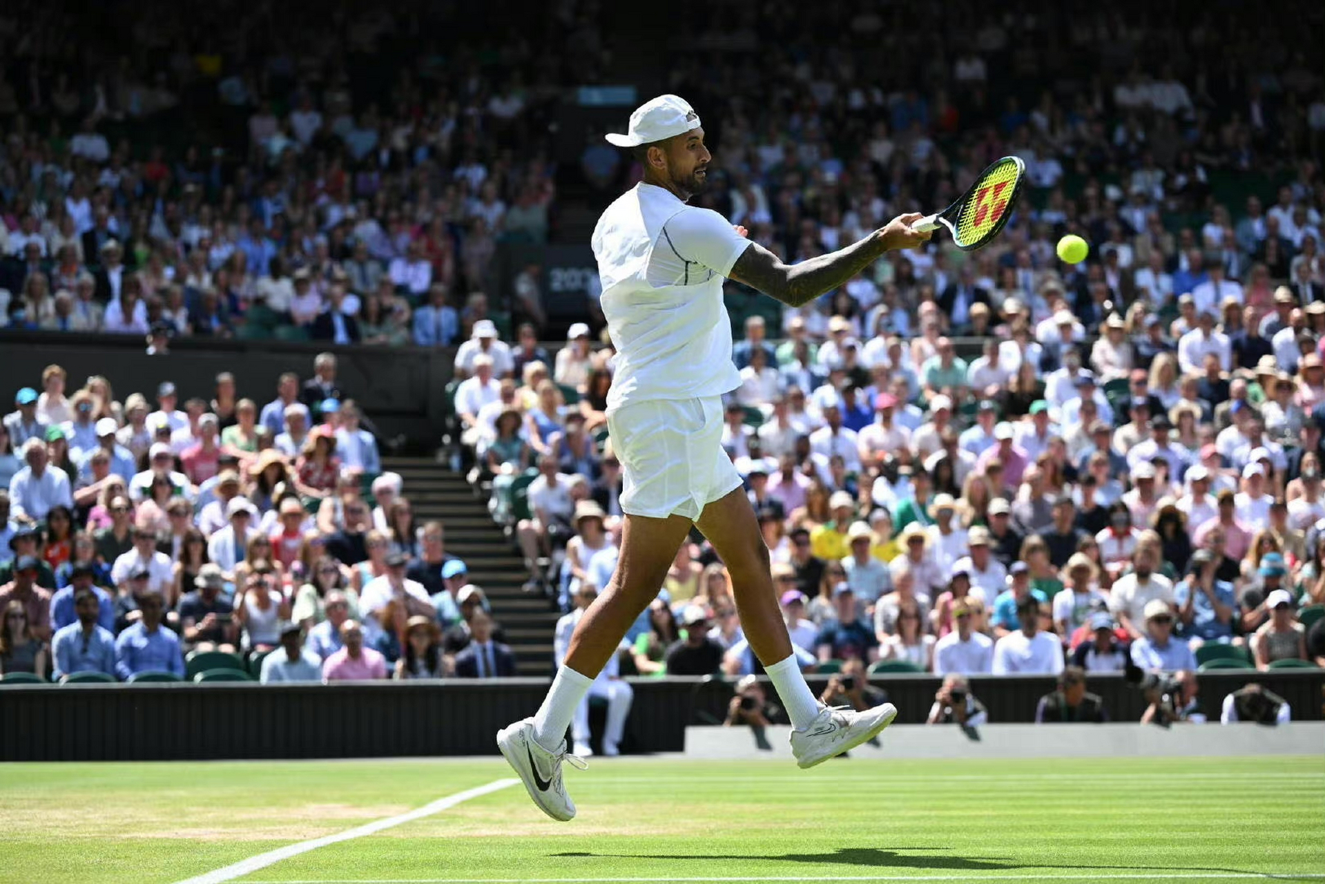 关于欧洲网球队险胜法国网球队，克耶高斯高光表现的信息