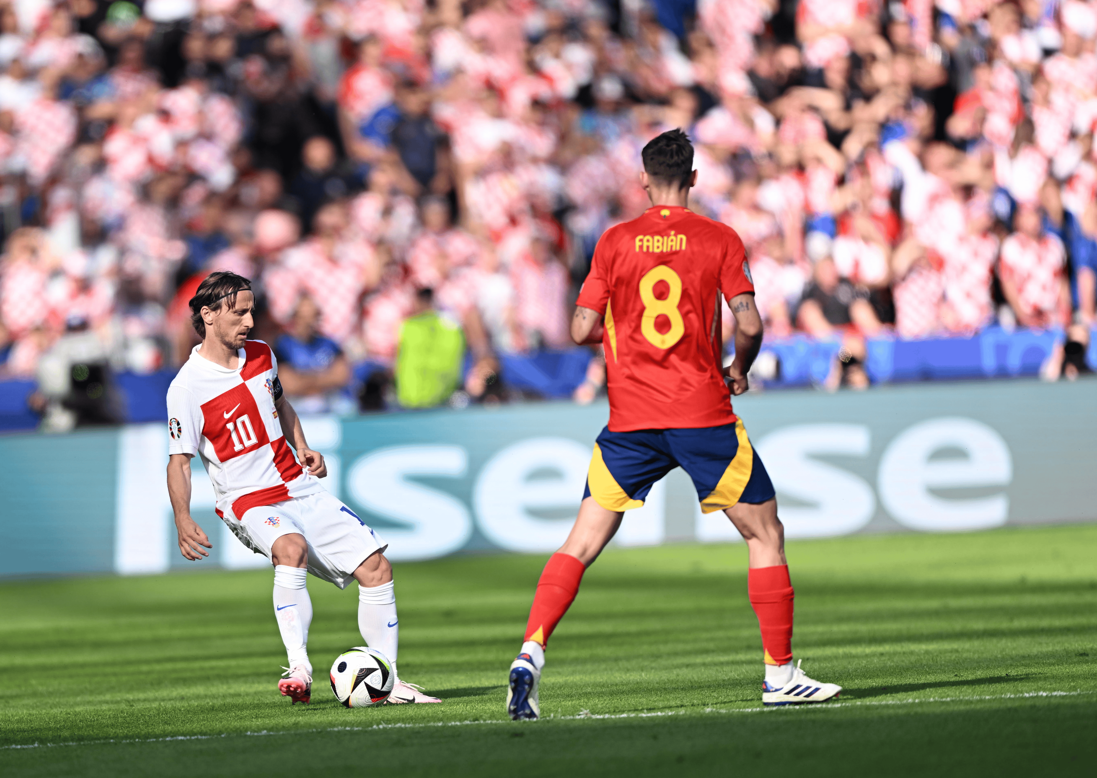 关于克罗地亚队大获成功,晋级欧锦赛半决赛的信息 关于克罗地亚队大获成功,晋级欧锦赛半决赛的信息