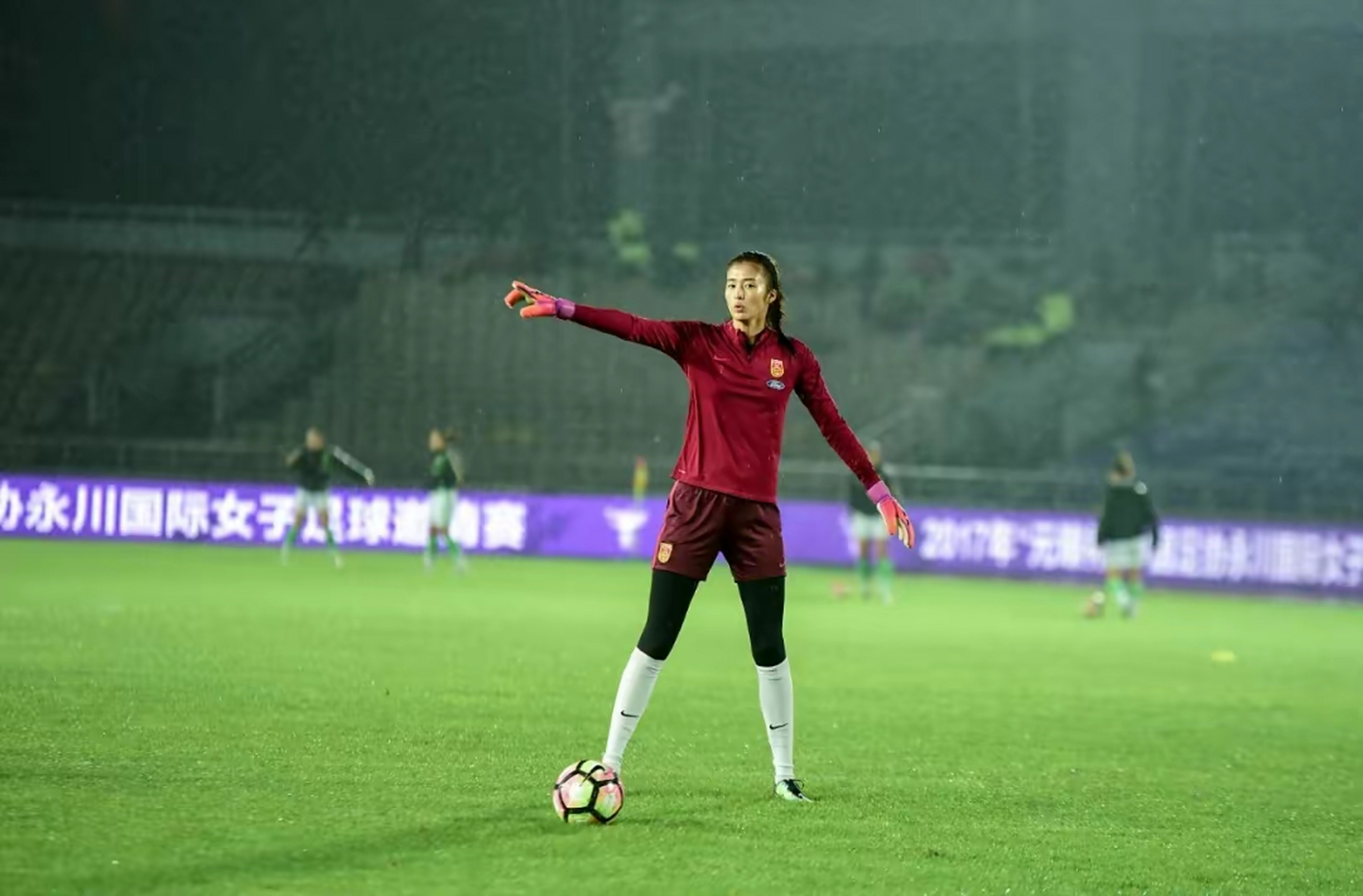 包含赛场上，中国女足火力全开势不可挡的词条