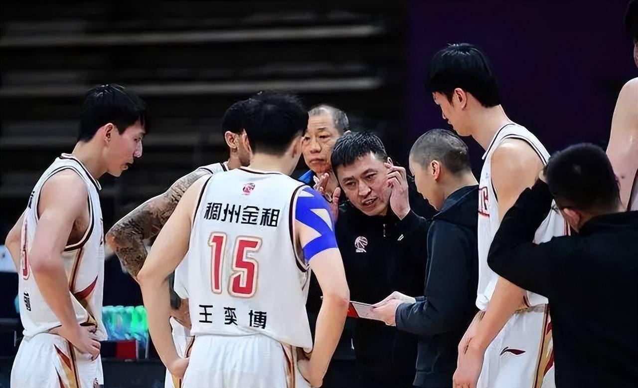 丹麦羽毛球队碾压中国羽毛球队,谌龙打破历史纪录的简单介绍 丹麦羽毛球队碾压中国羽毛球队,谌龙打破历史纪录的简单介绍