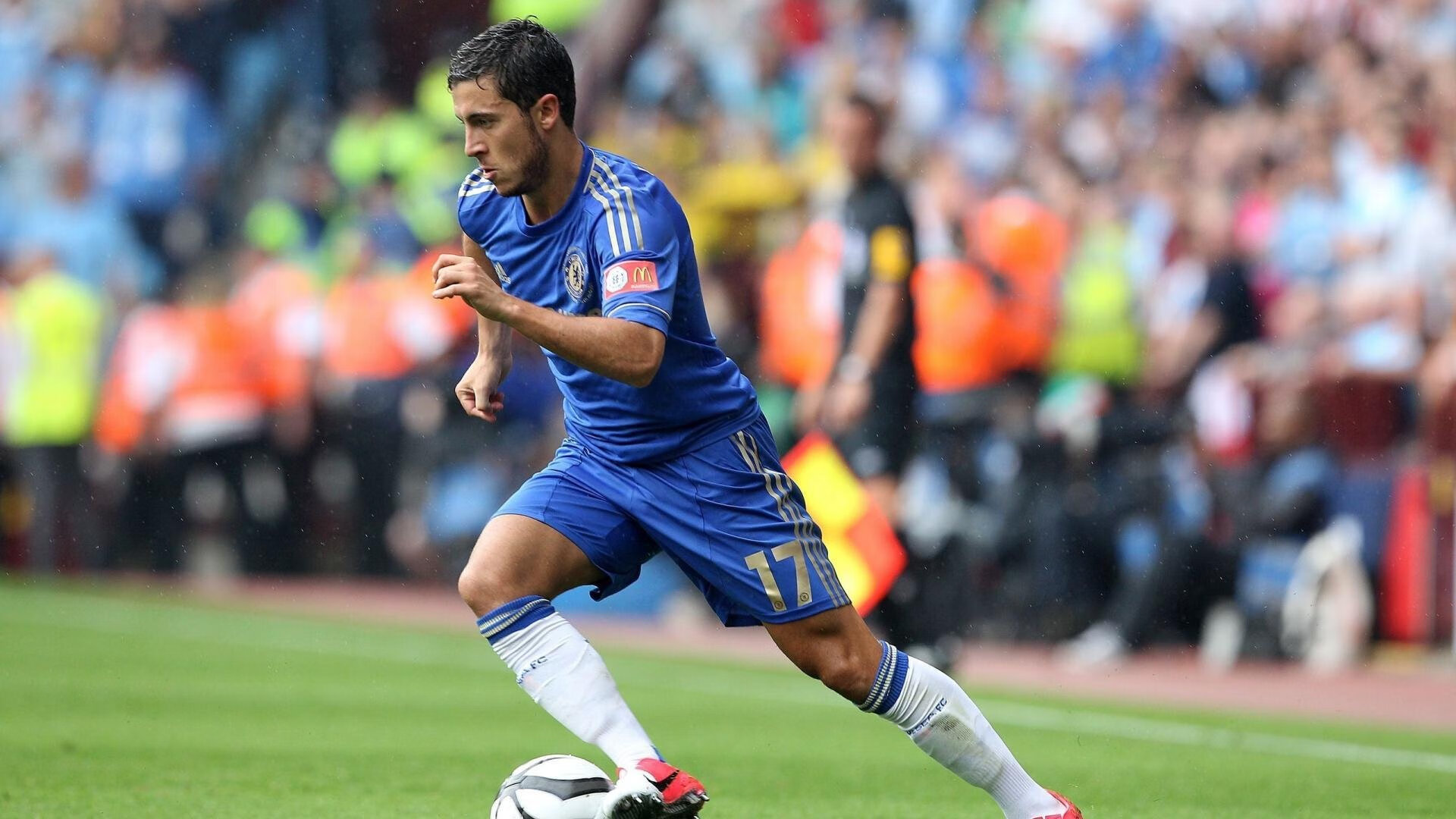 赛道上的隐形锁链，法比尼奥如何用防守艺术定义F1年度争冠之夜