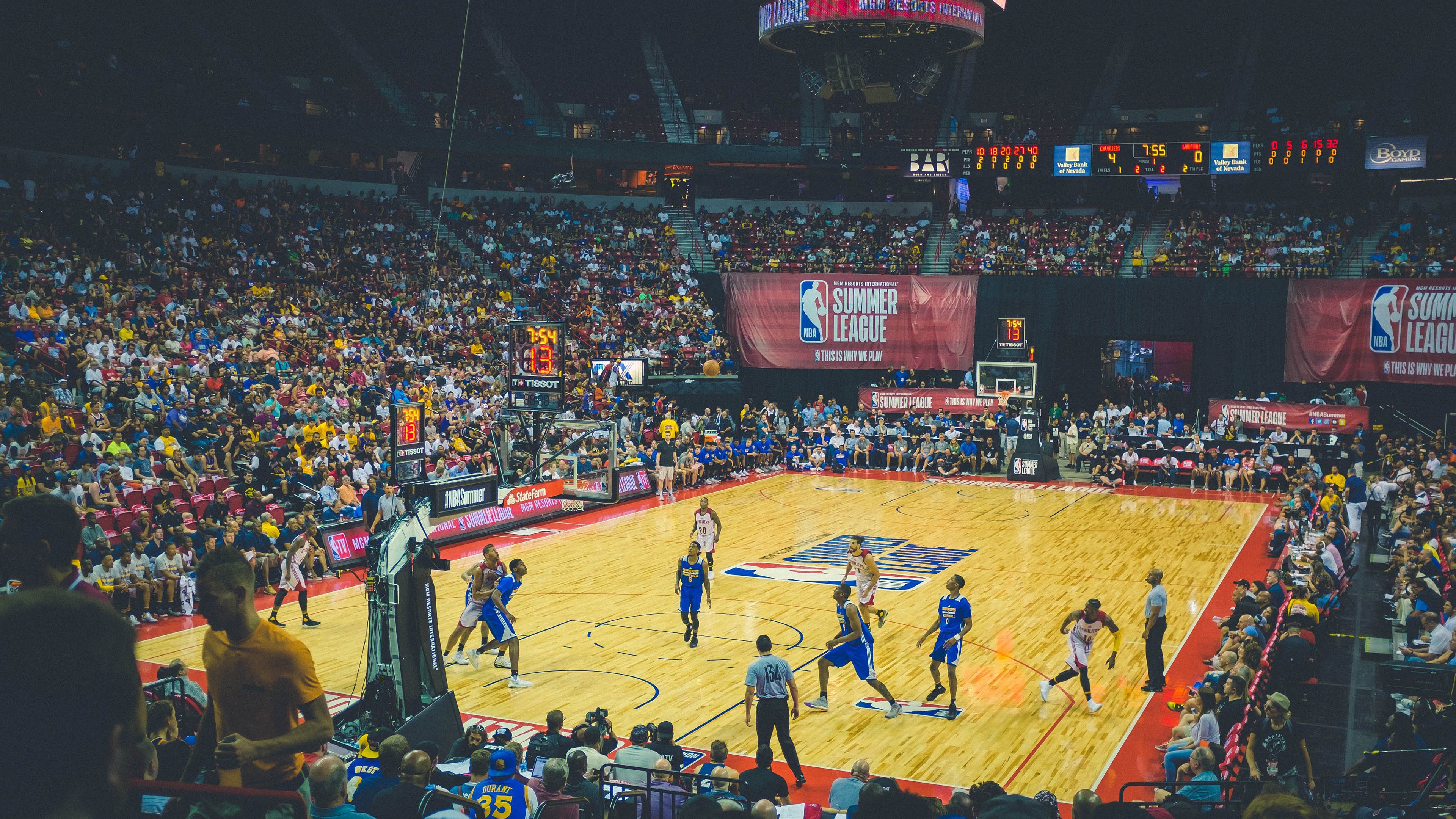 戈贝尔式铁壁，四川队逆境翻盘山东队的战术启示